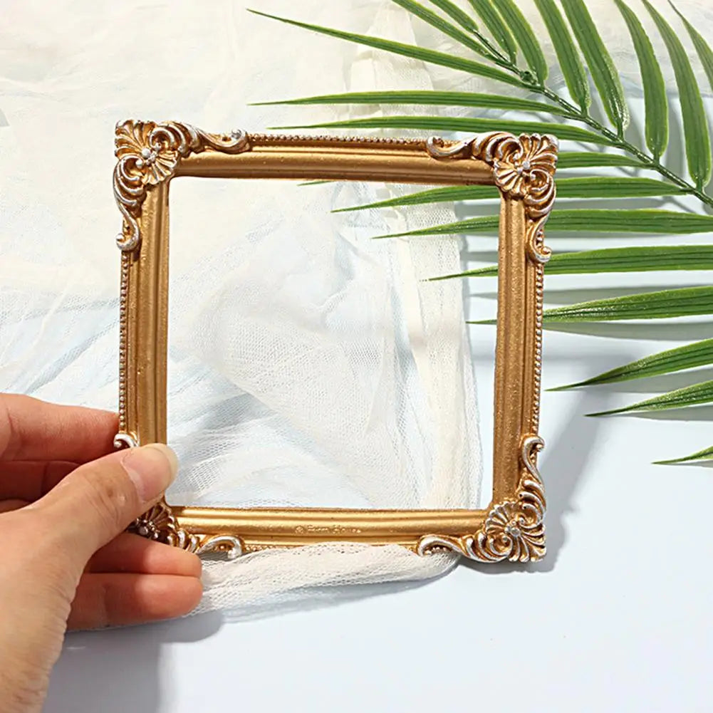 Photo Frame Nordic Style Golden Embossment Pictures Display Frame Wedding Party Picture Frame Jewelry Display Photography Prop