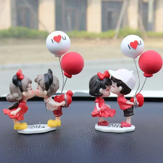 Cartoon Resin Couples Figurine Cute Lovers Balloon Ornament for Car Dashboard  Office Desktop Home Decor Lovely Kiss Miniatures