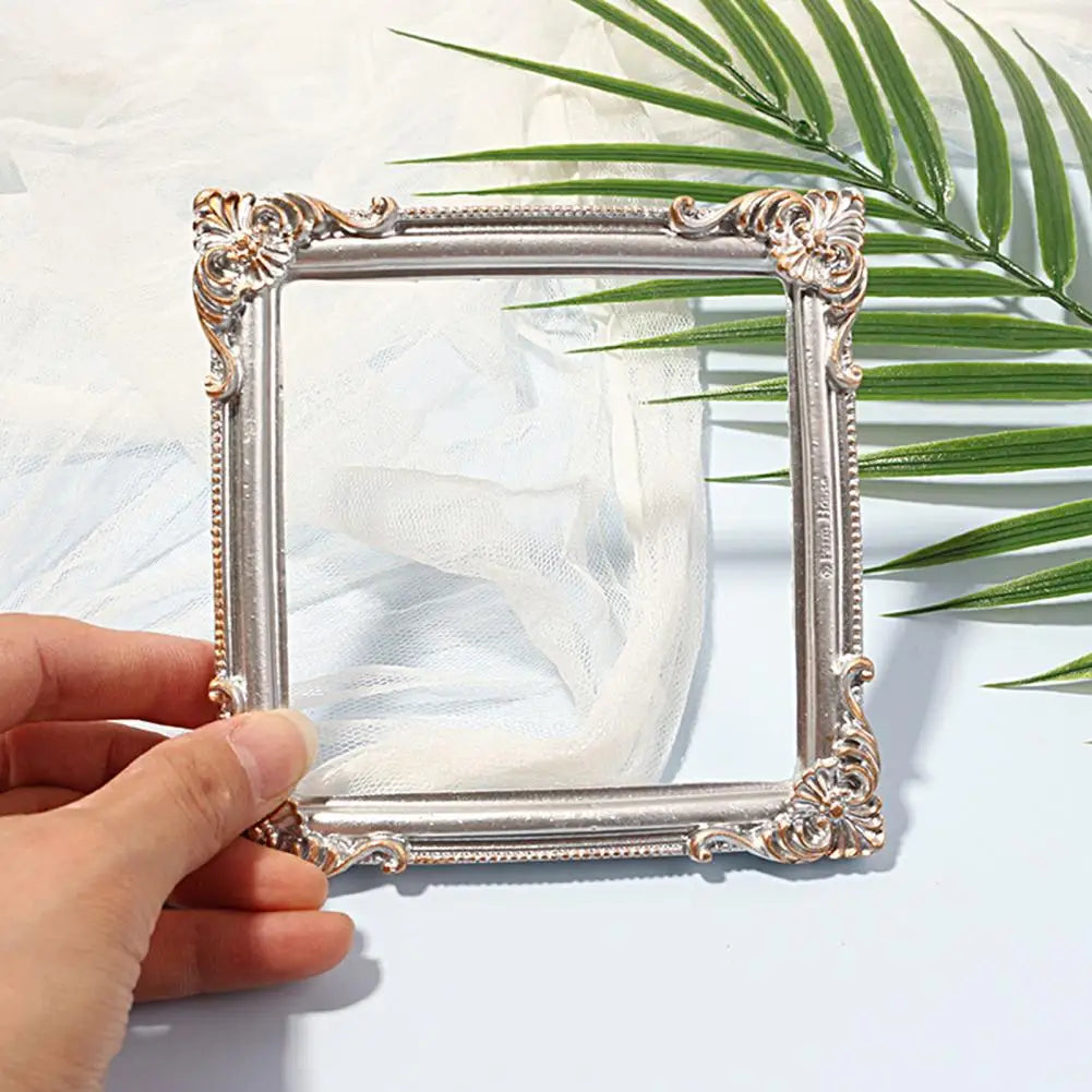 Photo Frame Nordic Style Golden Embossment Pictures Display Frame Wedding Party Picture Frame Jewelry Display Photography Prop